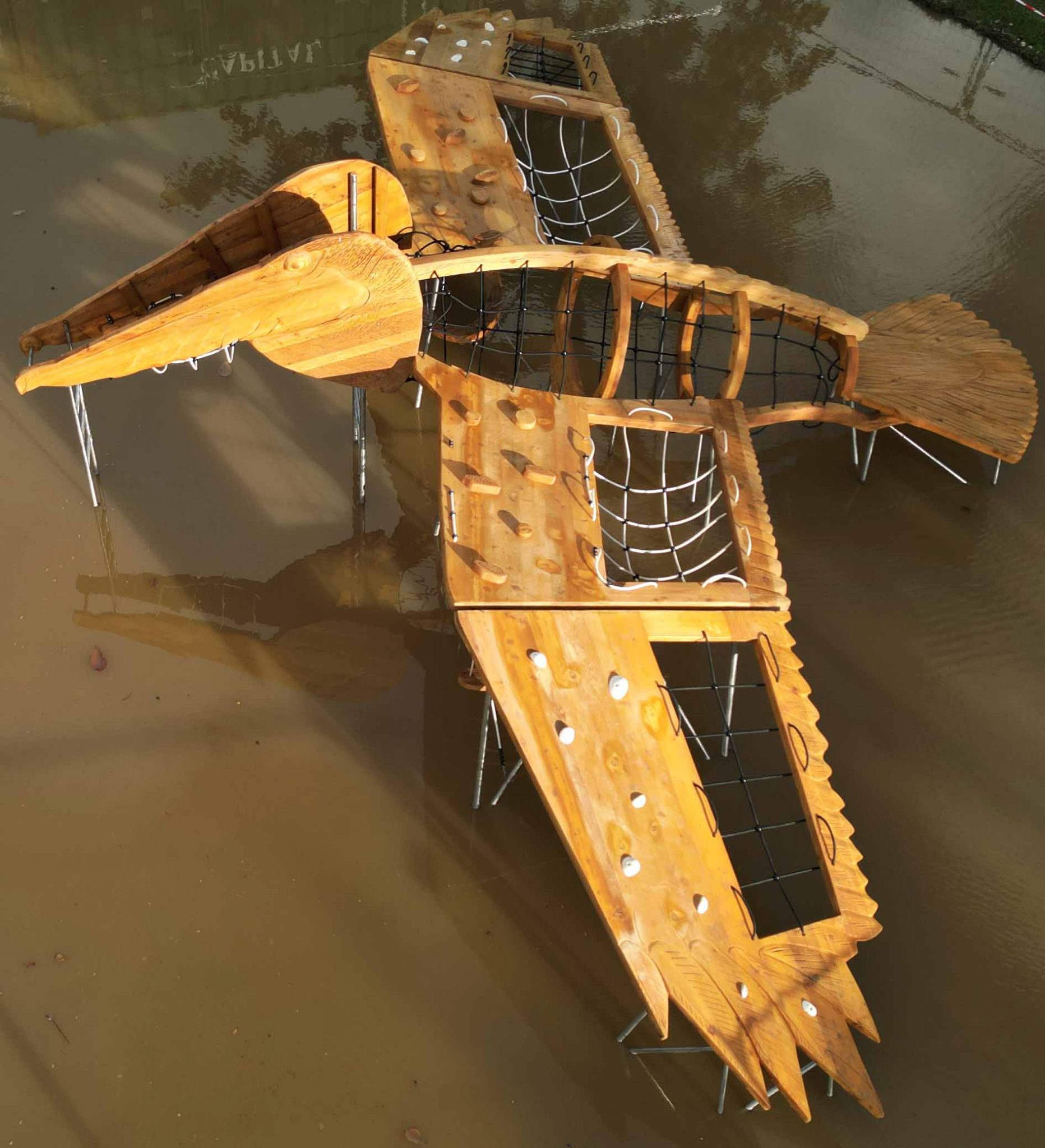 Détail sculpture bois – travail artisanal